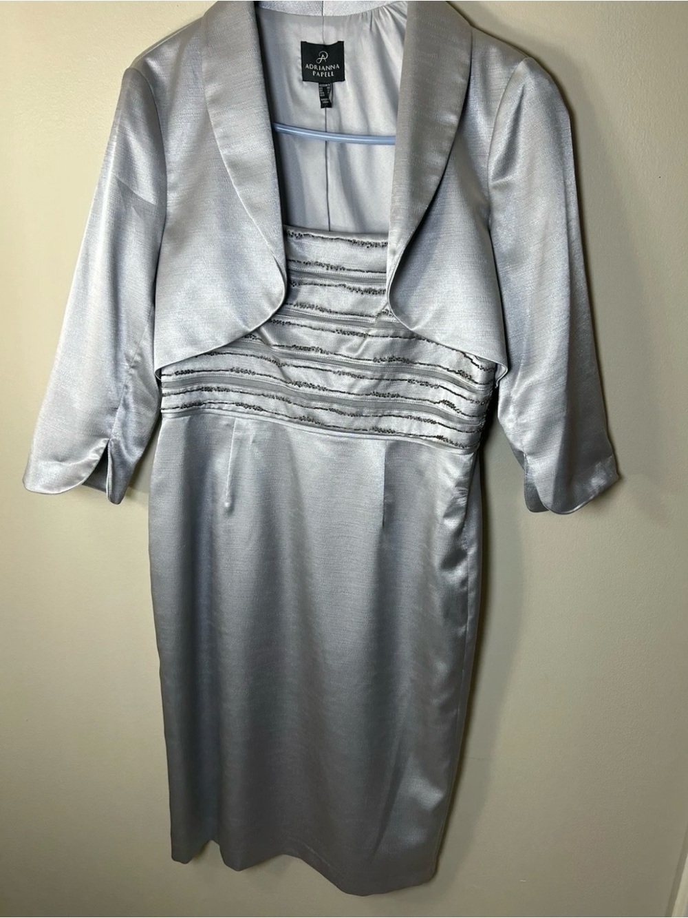 Adrianna Papell Silver Dress Suit with Jacket Size 8 Formal